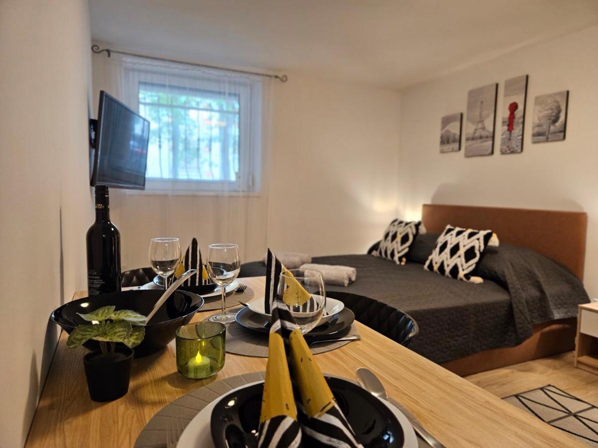 Holiness Apartmanok Szeged Luaran gambar