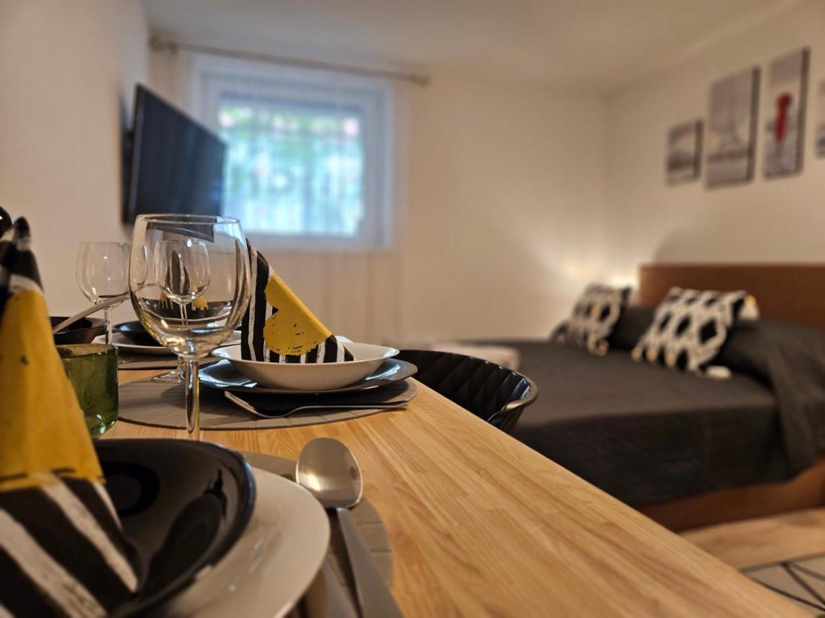 Holiness Apartmanok Szeged Luaran gambar